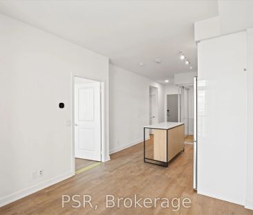 30 Upper Mall Way #1908 - Photo 3