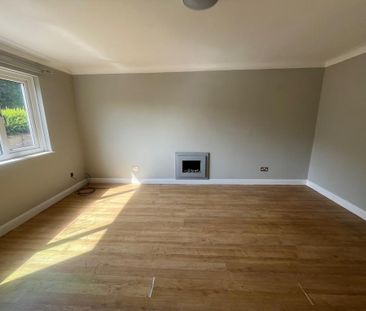 2 bedroom bungalow to rent - Photo 2