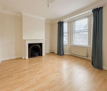 Channel View Road, Eastbourne, BN22 - Photo 1