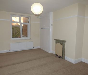 2 bed flat to rent in St Thomas Street, Low Fell, NE9 - Photo 4