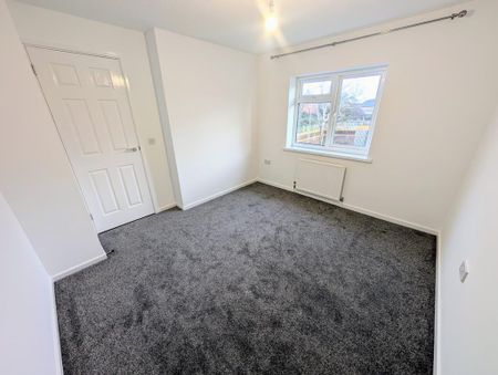 3 bedroom end of terrace house to rent - Photo 3