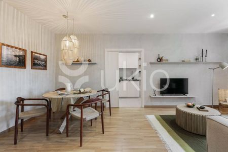 3 room luxury Apartment for rent in Barcelona, Catalonia - Photo 5