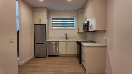 The Bellemore – 5681 19 St SW — Suite B2 - Photo 5
