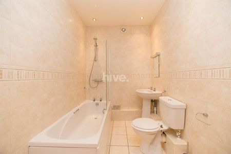 St George's Terrace, Jesmond, Newcastle Upon Tyne - Photo 5