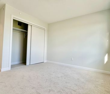 For Lease - 1001 Glenroy Gilbert Drive Unit# 22, Barrhaven, Ontario - Photo 5