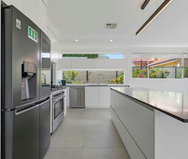 Character, space & modern living - Photo 6