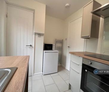 1 bedroom terraced house to rent - Photo 6