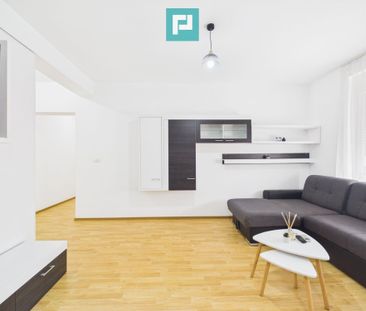 Închiriază Apartament 3 camere Ghiroda - Fotografie 1