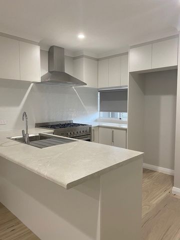 Beautiful 3x2 Unit - Photo 4