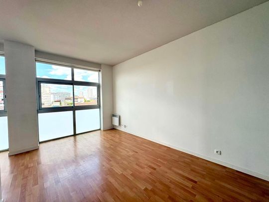 Location Appartement 2 pièces 58m² BORDEAUX 33000 - Photo 1