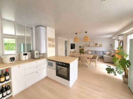 Location Appartement 3 pièces 80m² LE CANNET 06110 - Photo 4