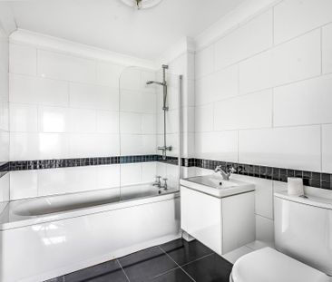 2 bedroom flat to rent - Photo 6