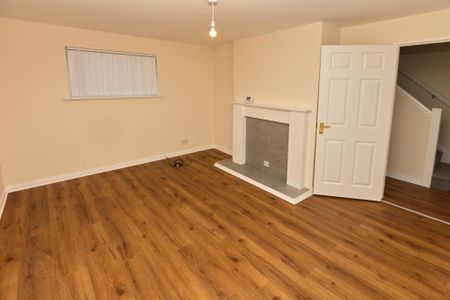 30 Ballynoe Gardens, Bangor, BT19 1SA - Photo 2