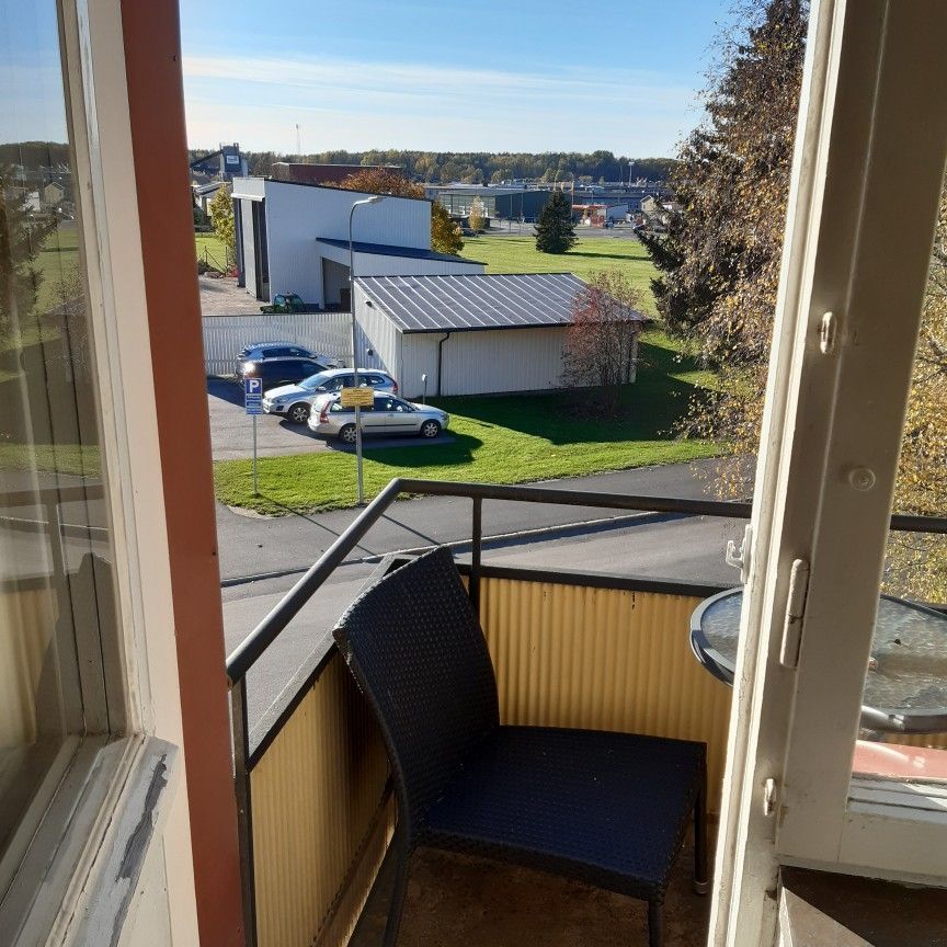 1.5:a Köping, Sveavägen 5 A - Foto 1