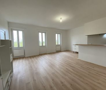 Location Appartement 3 pièces 82m² CASTELNAUDARY 11400 - Photo 1