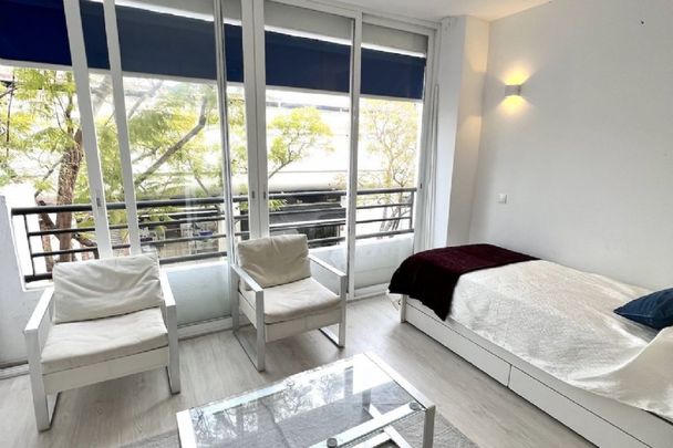 3 Bedroom Apartment For Rent in Puerto Banús, Málaga - Photo 1