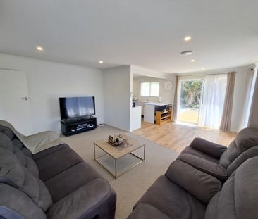 13 Stafford St, Waitara - Photo 1