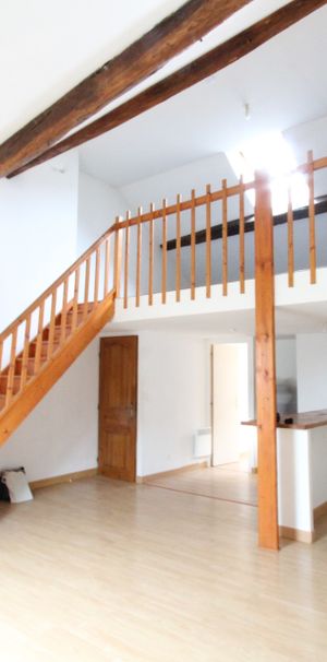 Location Appartement 3 pièces 60m² LA CHARITE SUR LOIRE 58400 - Photo 1