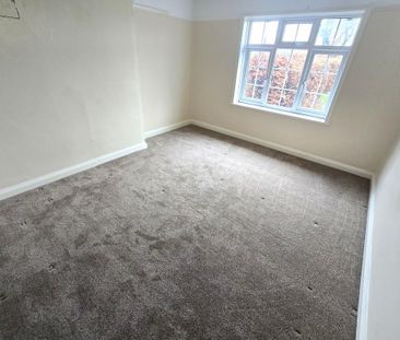 2 bedroom semi-detached house to rent - Photo 6