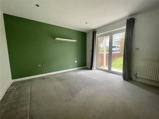 Surrey Road, Bournemouth, BH4 - Photo 1