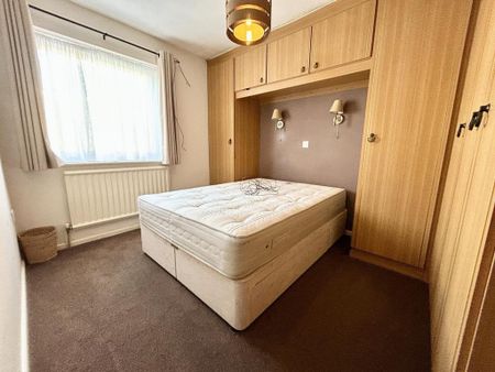 3 bedroom bungalow to rent - Photo 3