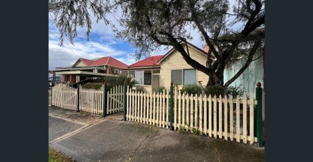 Home Sweet Home - Photo 3