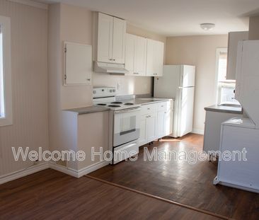 $1,995 / 2 br / 1 ba / Roomy and Welcoming Home in Hamilton - Photo 3