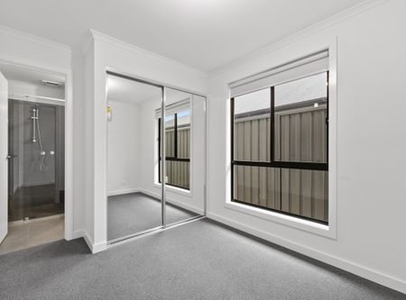 19 Goderich Street - Photo 2