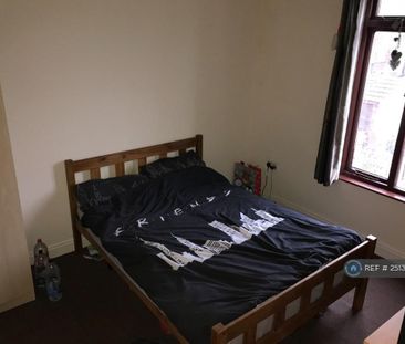 3 bedroom terraced house to rent - Photo 6