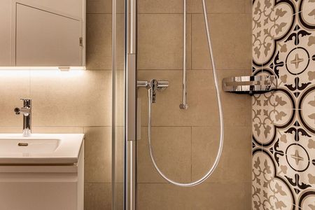 Traumhafte 2.5-Zimmer-Attika im Herzen von Biel - Photo 3