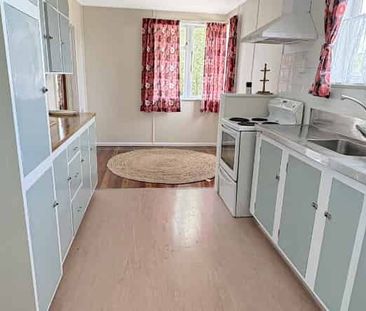 3 Bedroom in Waipawa - Photo 2