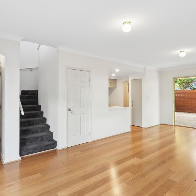 Spacious & Stylish - Photo 1