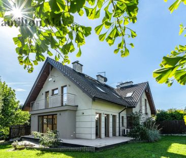 Przestronny i funkcjonalny dom w Bolechowicach z pięknym widokiem n... - Photo 4