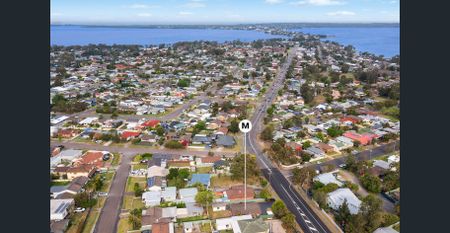 Neat & Tidy Family Home - Photo 2