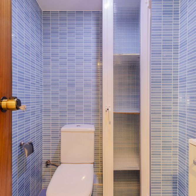 Bright Double Room in Camins al Grau - Photo 1