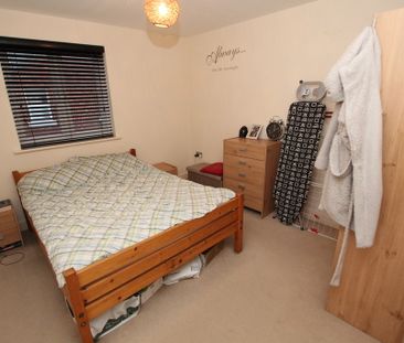 1 Bedroom APARTMENT, Chester - Photo 4