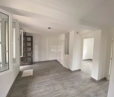 Location Appartement 3 pièces 42m² LA ROQUETTE SUR SIAGNE 06550 - Photo 6