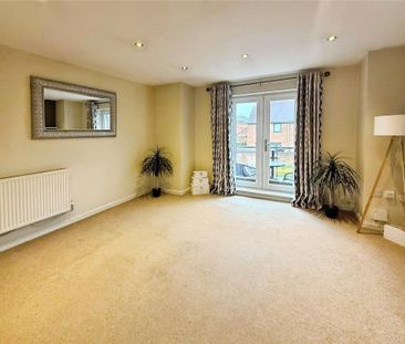 2 bedroom semi-detached house to rent - Photo 4