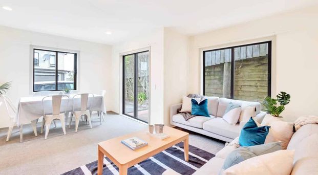 Short term periodic lease at low rent! - Photo 1