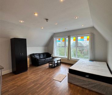 Studio to rent - Photo 3