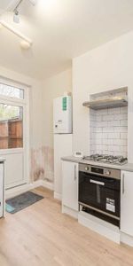 Steerforth Street, SW18 4HF, London - Photo 3