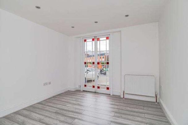 Reddy House, High Wycombe, HP11 - Photo 1