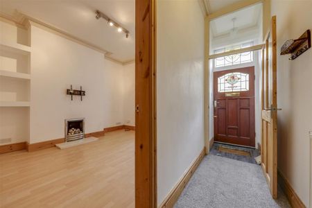 3 bedroom terraced house to rent - Photo 5