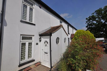 2 bedroom terraced house to rent - Photo 2