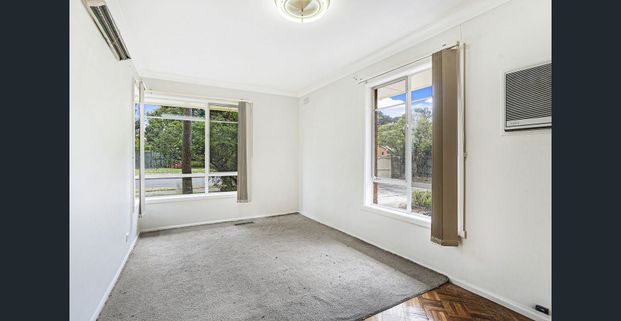 Three-bedroom family home! - Photo 1