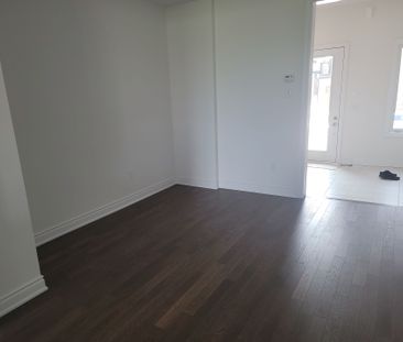 For Lease - 1326 Anthonia Trail Unit# Upper Lvl, Oakville, Ontario - Photo 5