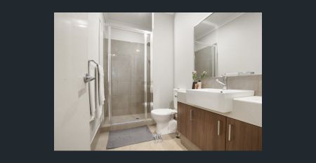 Designed for Luxury + Convenience - Photo 3