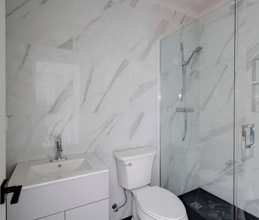 929 Rue de l'Église - Photo 1