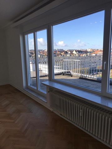 Place du Tomberg, 1200, Woluwe-Saint-Lambert - Photo 2