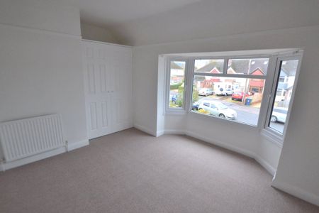 Boverton Drive, Brockworth, Gloucester, GL3 - Photo 4